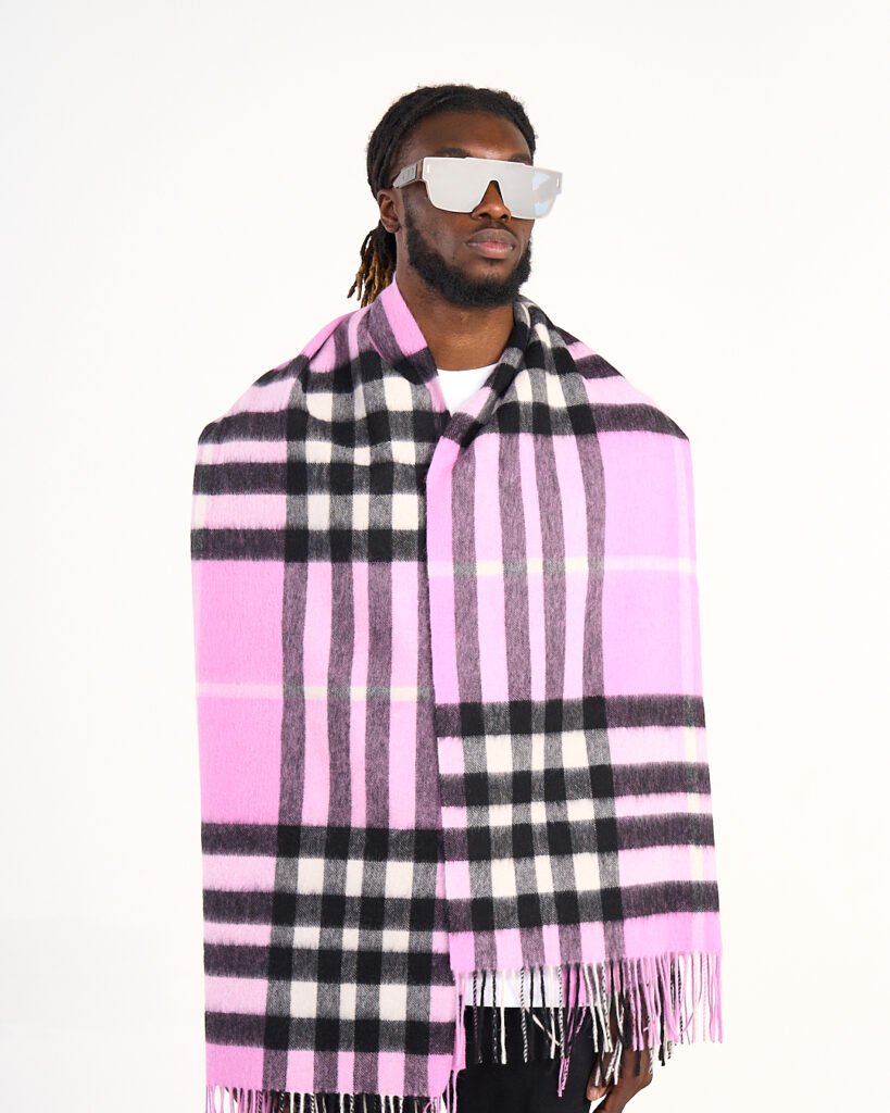 Edinburgh Cashmere scarf signature gift box