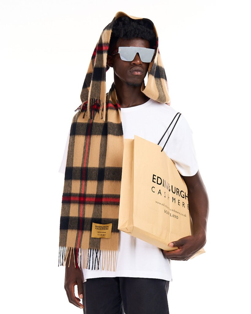Edinburgh Cashmere DC Scott Cashmere Scarf ivory travel